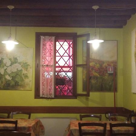 Ristorante Pizzeria al Mondo Valstagna Esterno foto