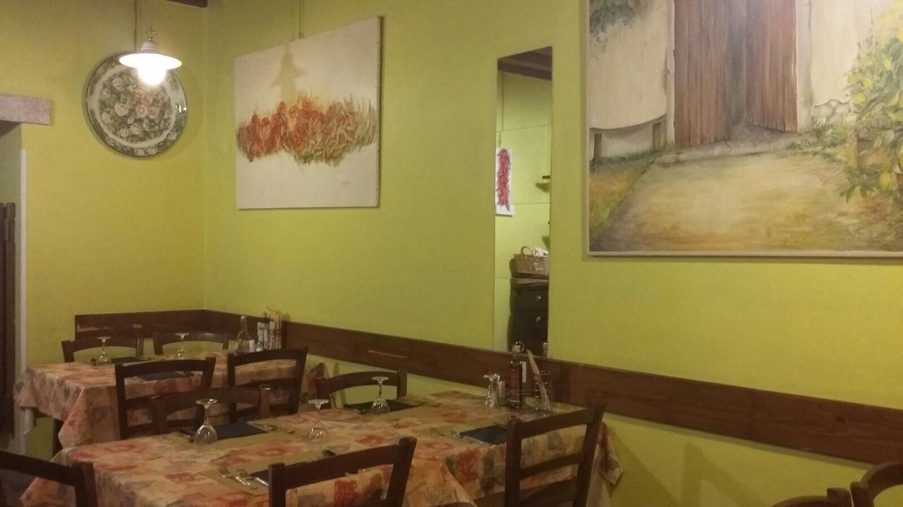 Ristorante Pizzeria al Mondo Valstagna Esterno foto